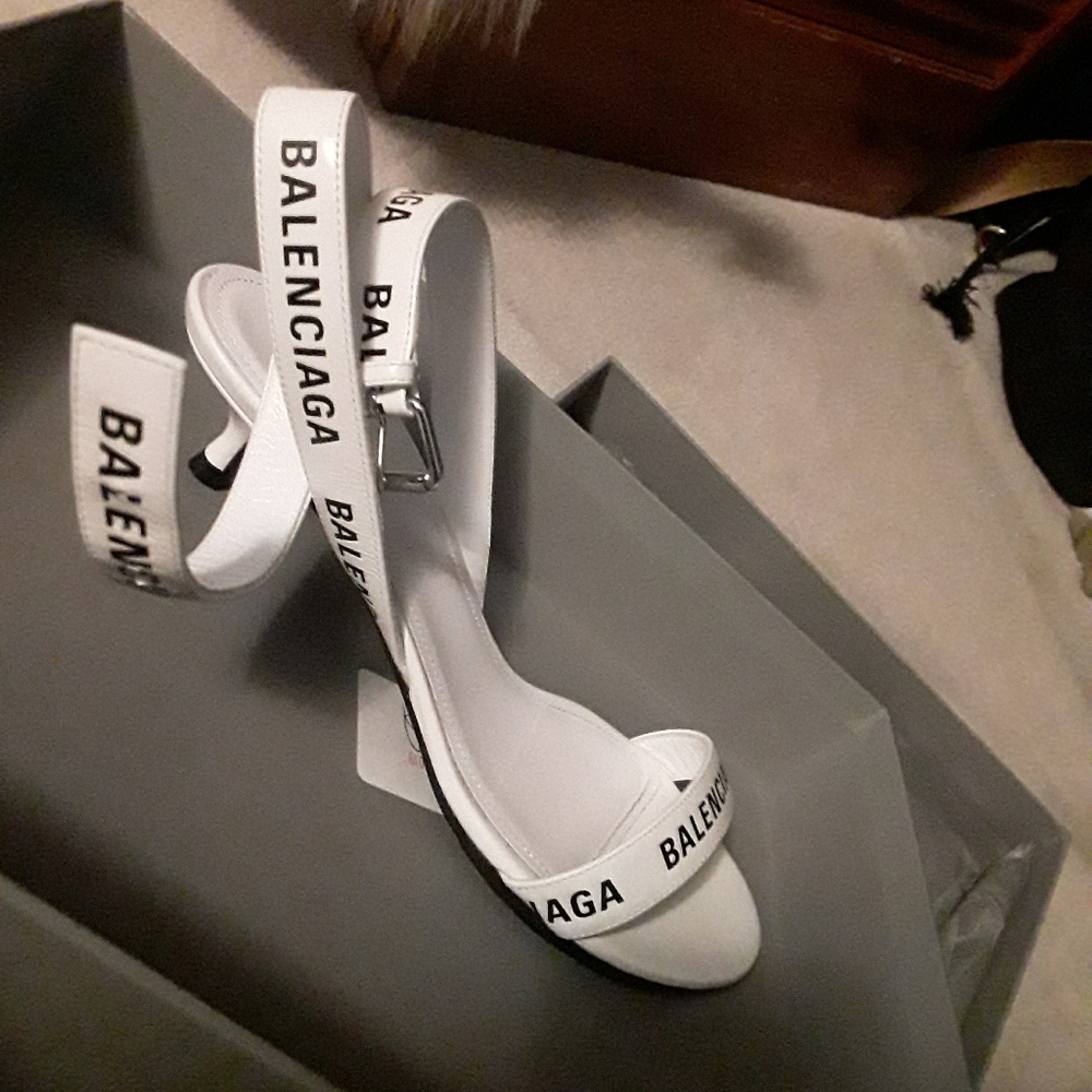 Balenciaga runway slingback sandals NWT - Picture 8 of 10